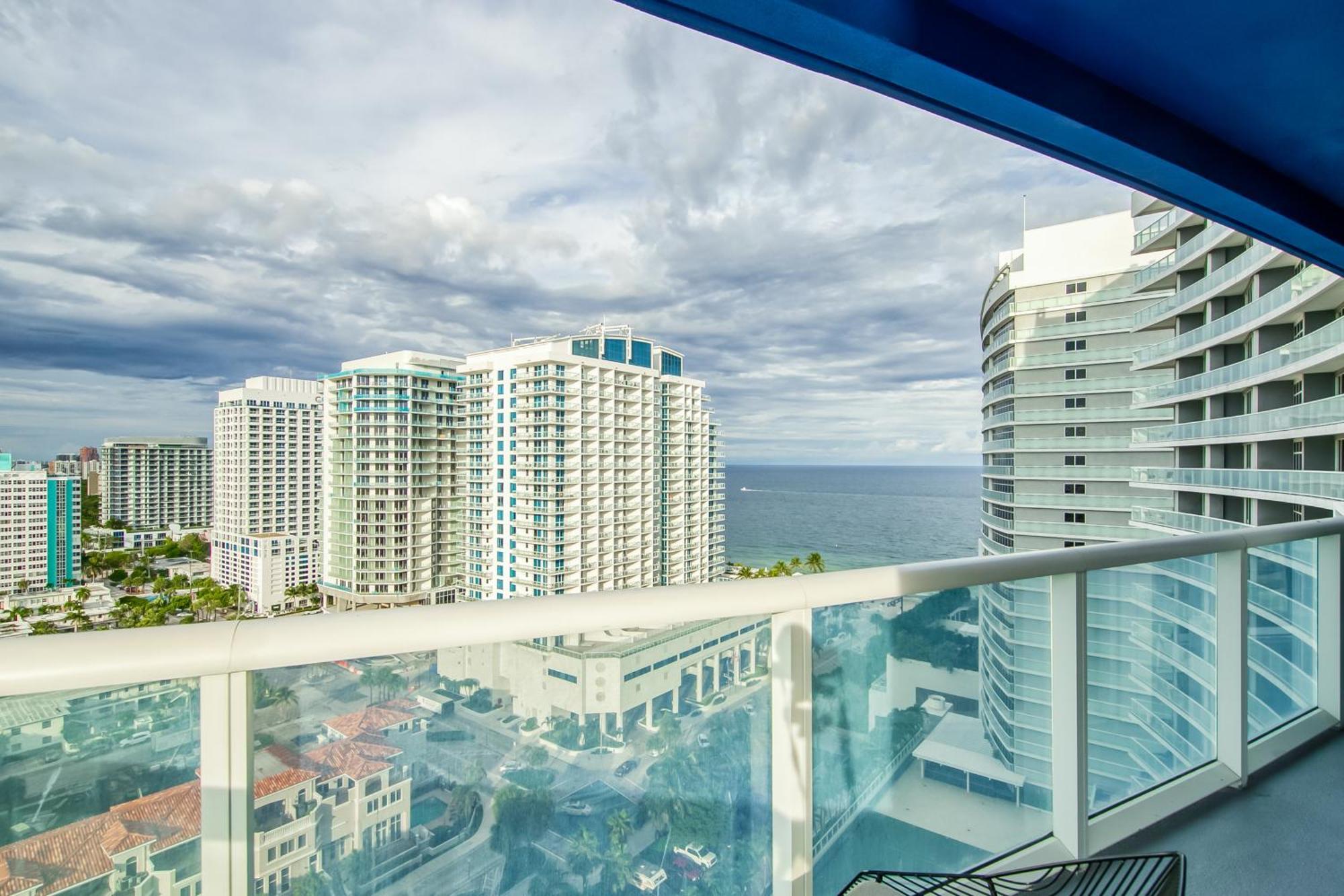 The Residency At Fort Lauderdale Exterior photo